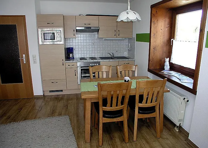 아파트 Gaestehaus Gutensohn